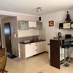 Sentymentalne & شقة كوشتيليسكا